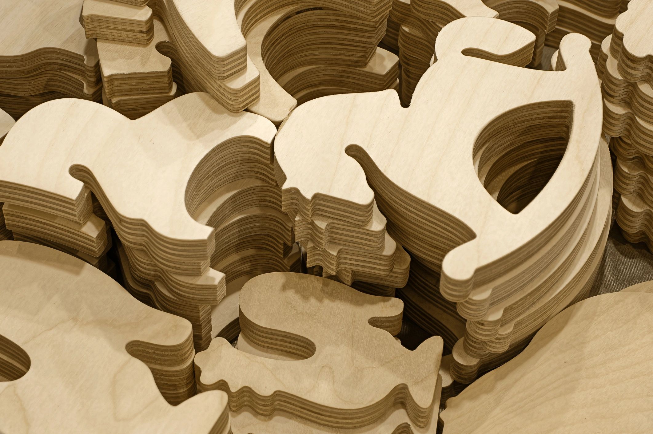 Natural wooden decorations on a tabletop